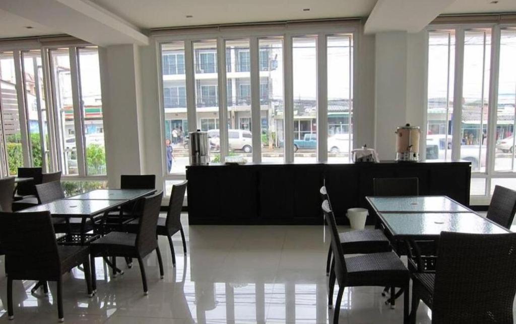 فندق ذا وايت بيرل Krabi town المظهر الخارجي الصورة